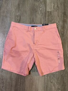 Tommy Hilfiger Pink Men’s Flat Front Chino Shorts